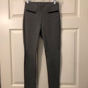 NWOT Grey Legging Size small